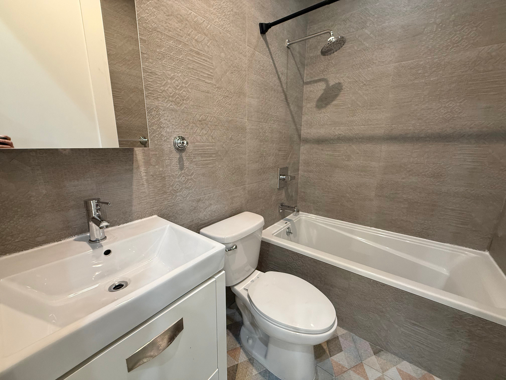 11 Marcus Garvey Boulevard - Photo 9