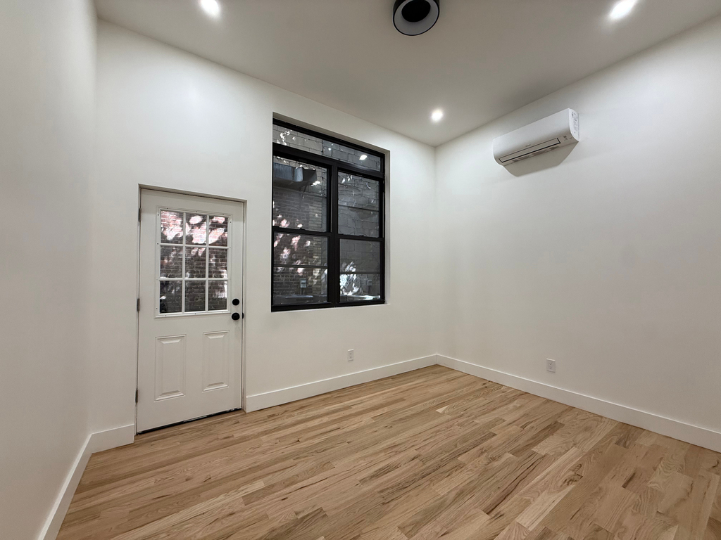 11 Marcus Garvey Boulevard - Photo 13