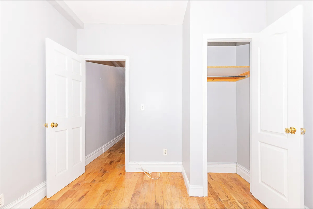 707 Sterling Place - Photo 2