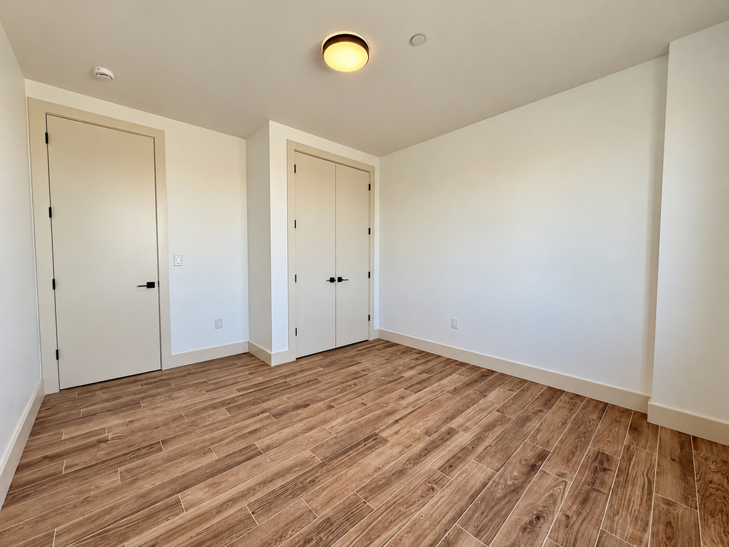 454 East 26th Street - Photo 15
