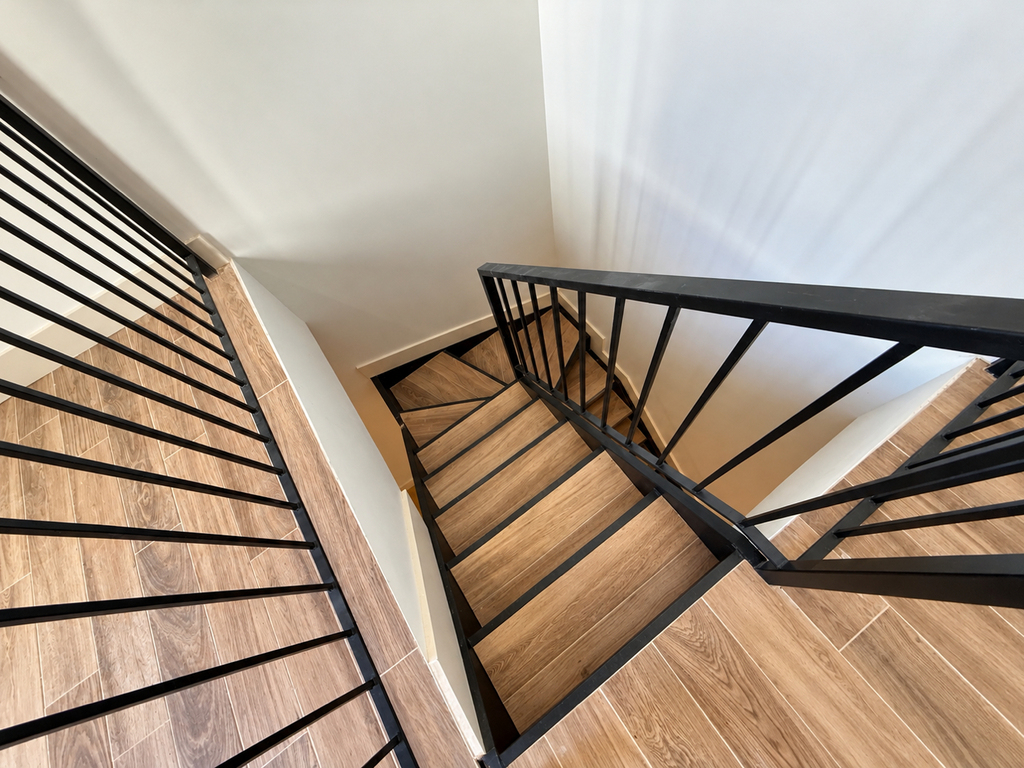 454 East 26th Street - Photo 8