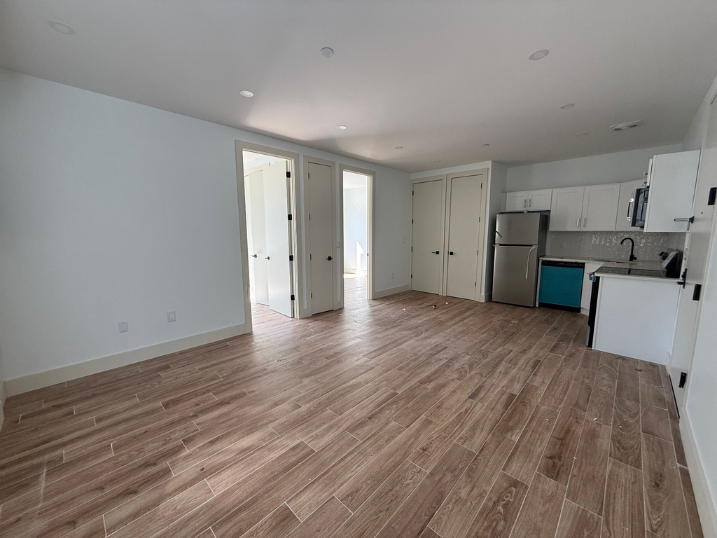 454 East 26th Street - Photo 0