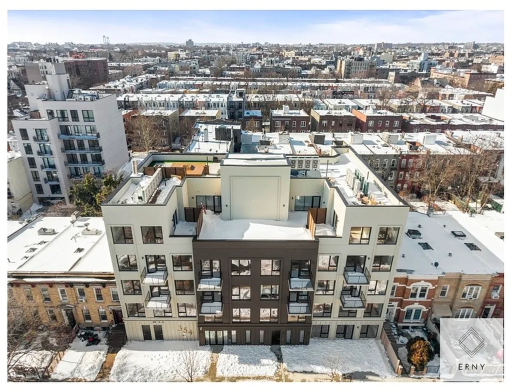 354 East 28th Street - Photo 7