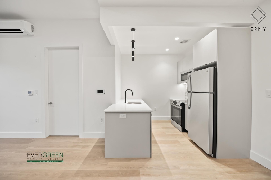 354 East 28th Street - Photo 1