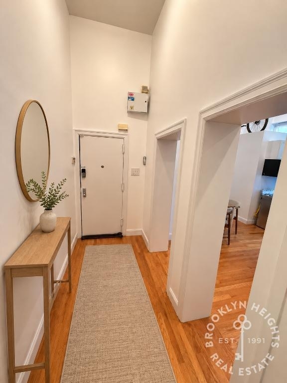 143 Montague Street - Photo 2
