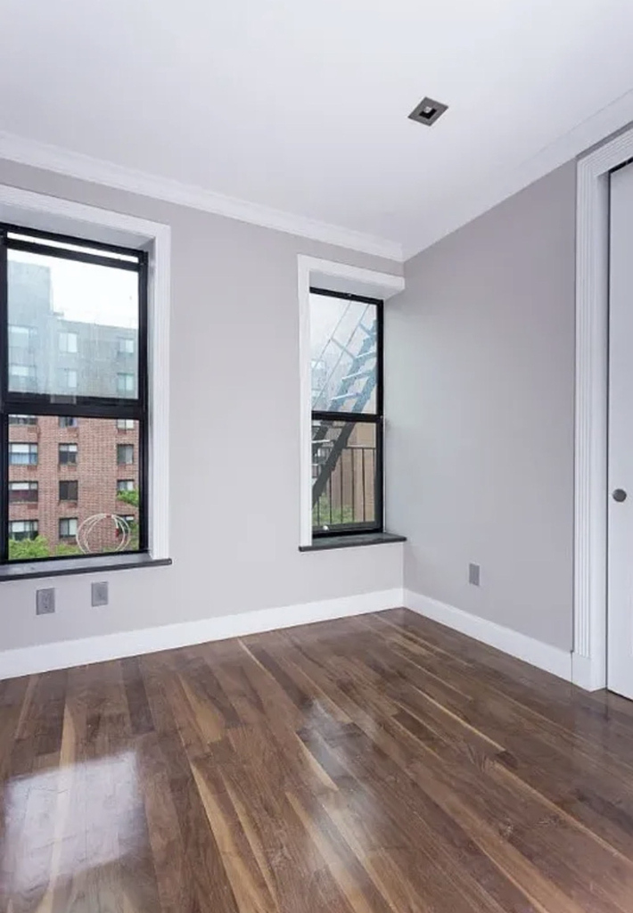 16 East 116th Street - Photo 2