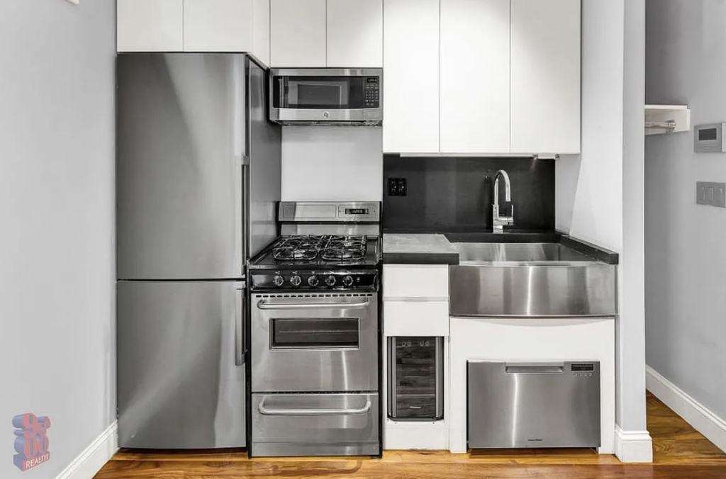 16 East 116th Street - Photo 5
