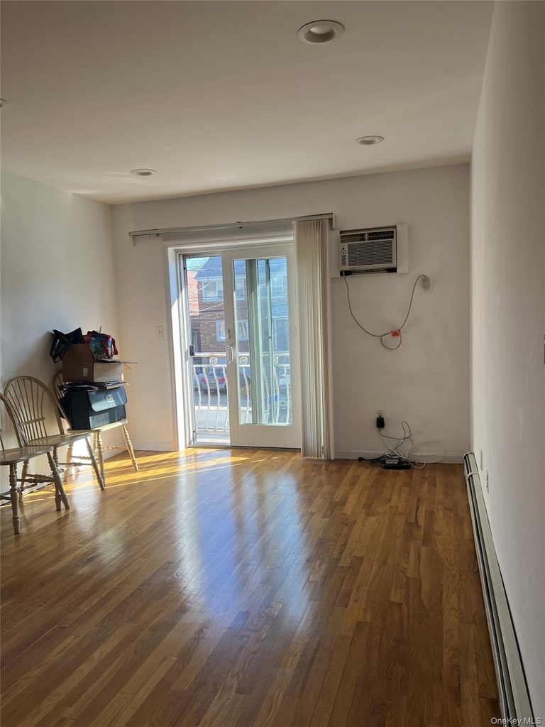 4325 215 Street - Photo 4