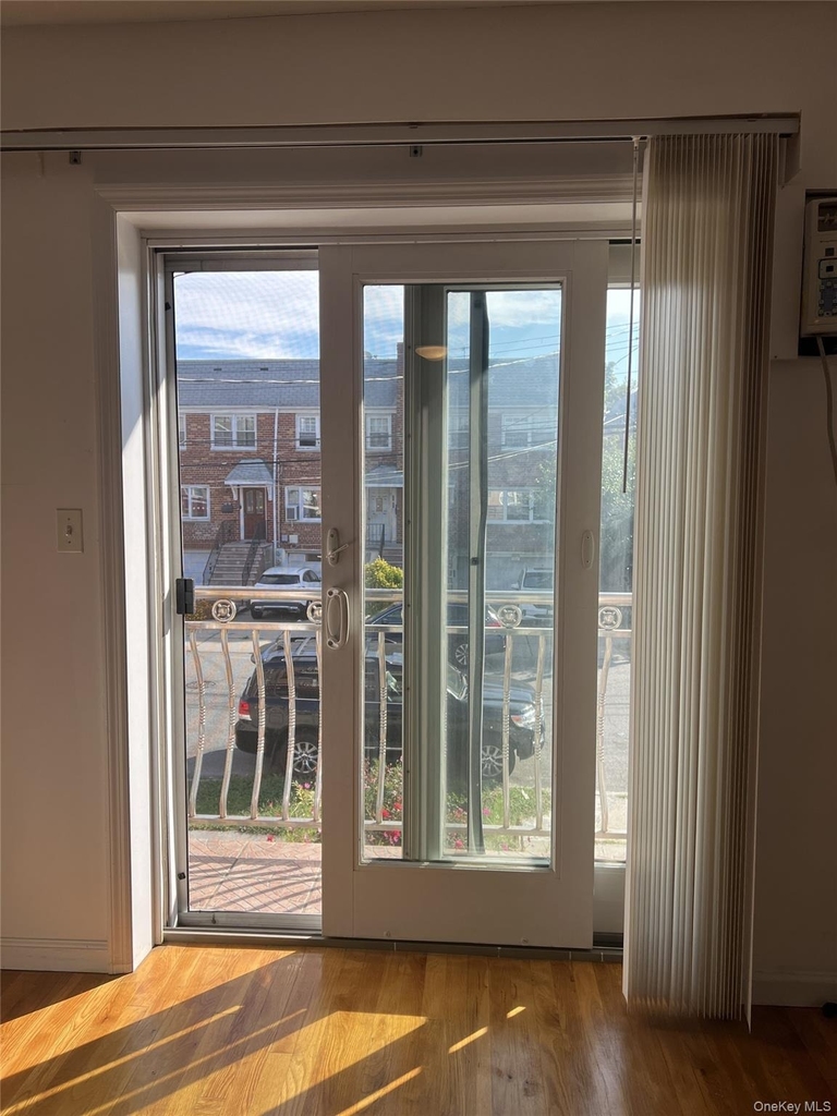 4325 215 Street - Photo 8