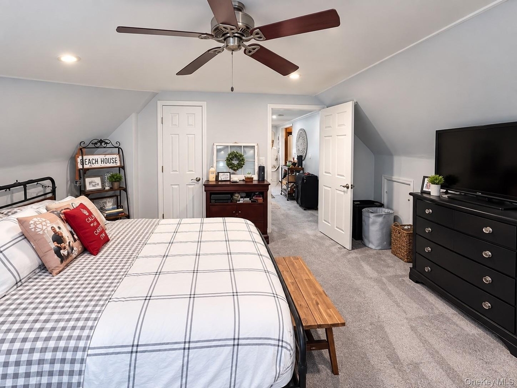 537 E Park Avenue - Photo 5