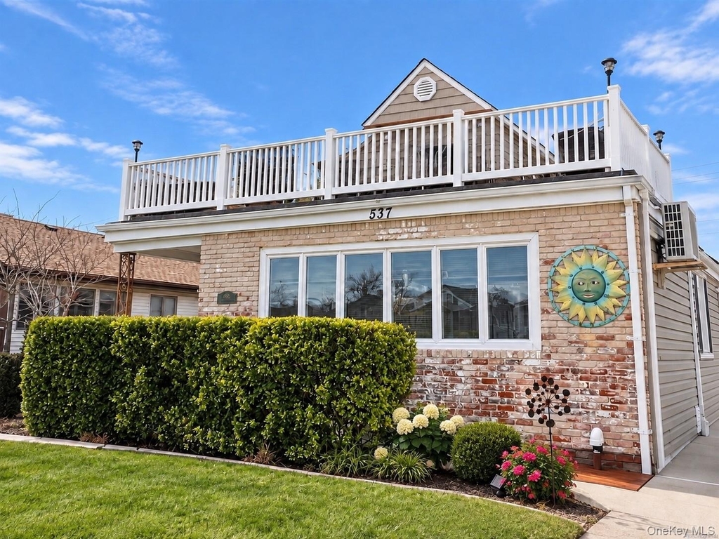 537 E Park Avenue - Photo 0