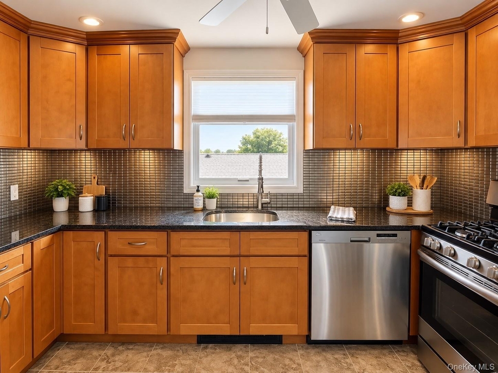 537 E Park Avenue - Photo 3
