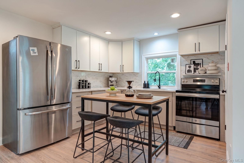 125 Sunset Avenue - Photo 9