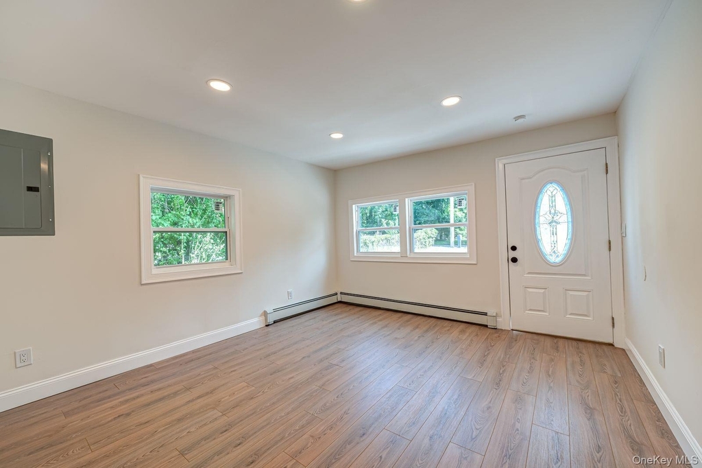 125 Sunset Avenue - Photo 3