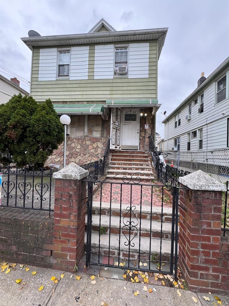 2724 Gillmore Street - Photo 0