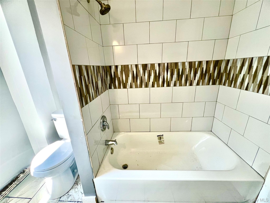 20 W Broome Street - Photo 11
