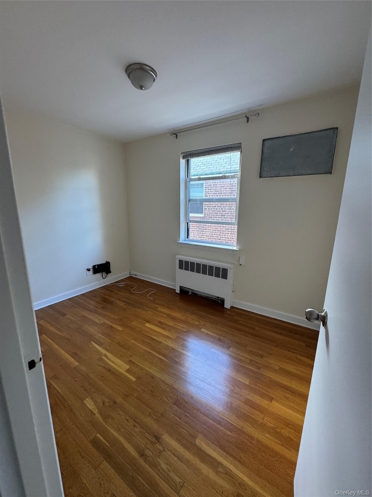 6131 185th Street - Photo 9
