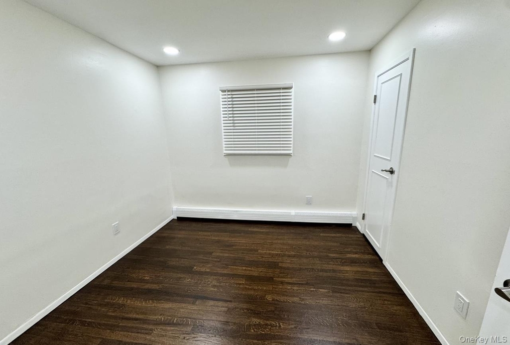 219 Bellerose Avenue - Photo 14