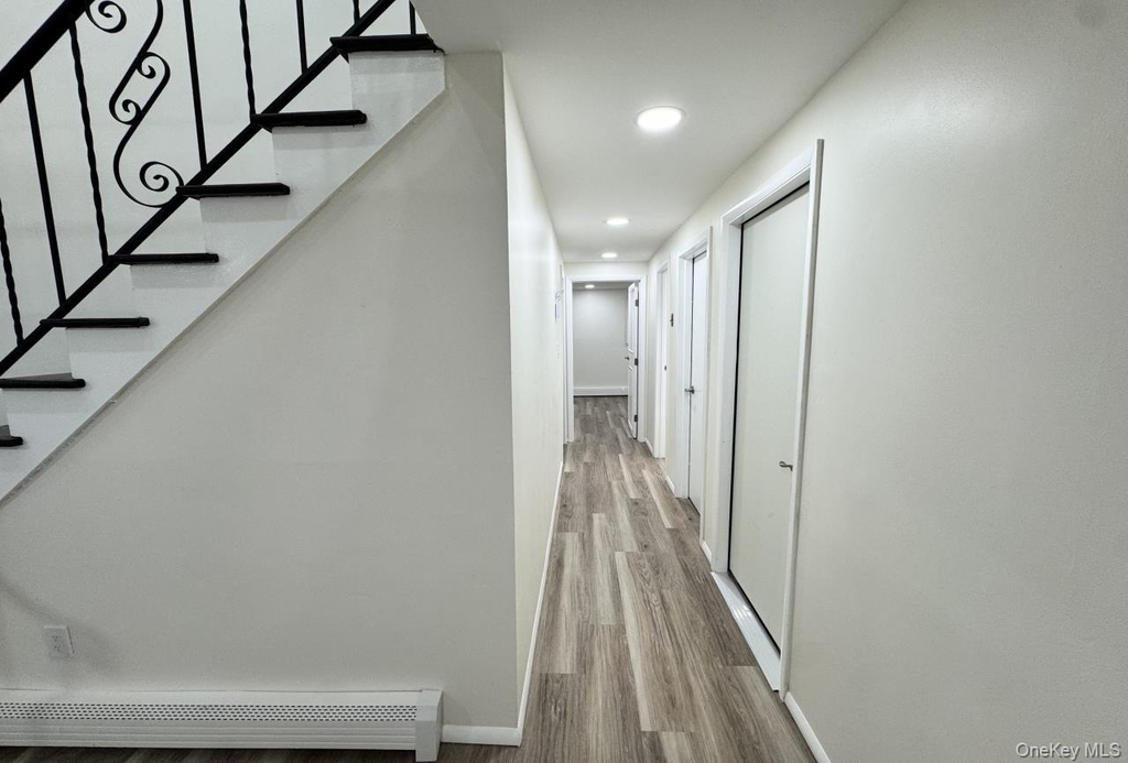 219 Bellerose Avenue - Photo 17