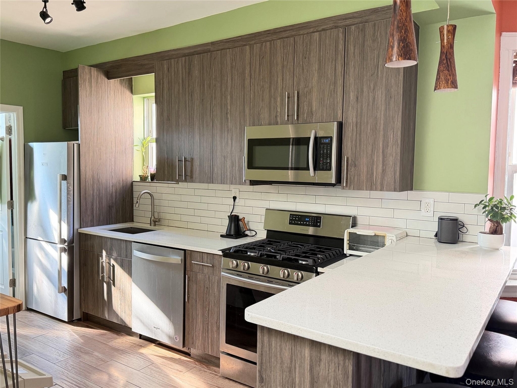 51-56 48th Street - Photo 4