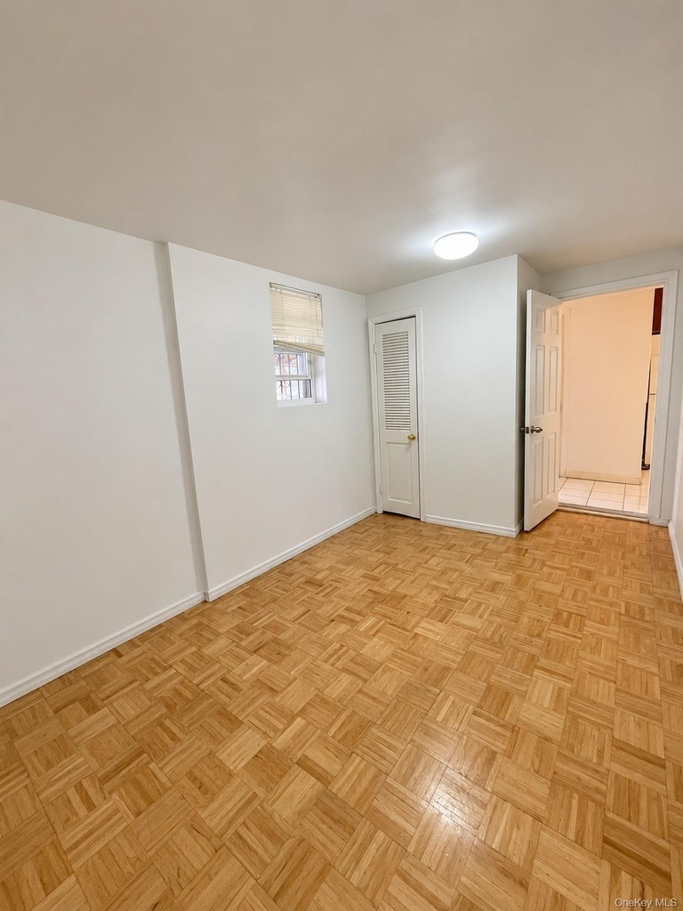 193-10 100th Avenue - Photo 5
