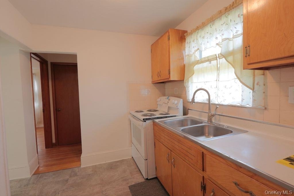 75 Maple Street - Photo 1