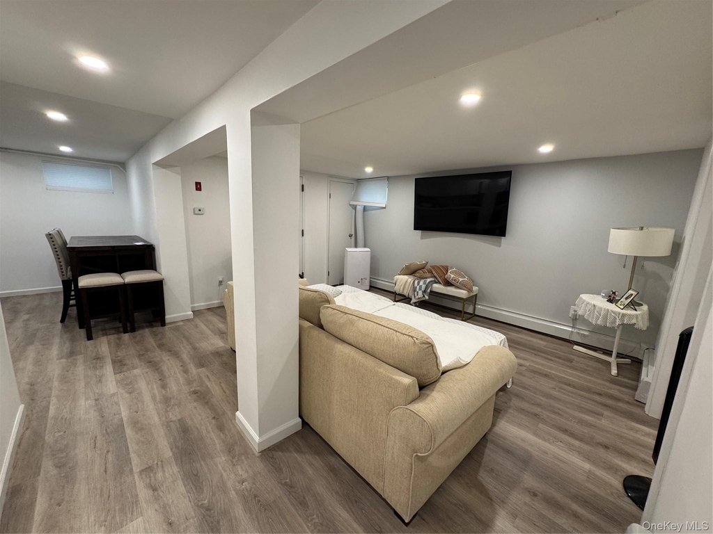 25401 Pembroke Avenue - Photo 13