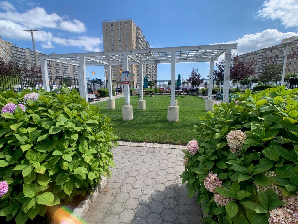 79-14 Rockaway Beach Boulevard - Photo 13