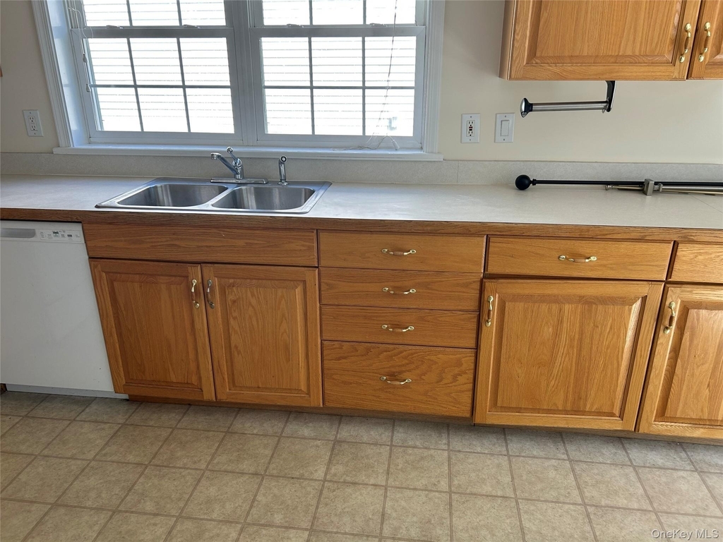 30 Woodside Avenue - Photo 1