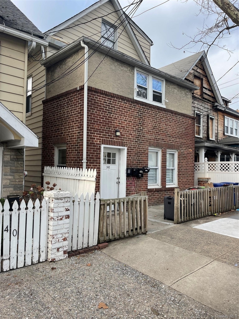 142 North Terrace Avenue - Photo 8
