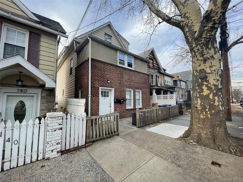 142 North Terrace Avenue - Photo 10