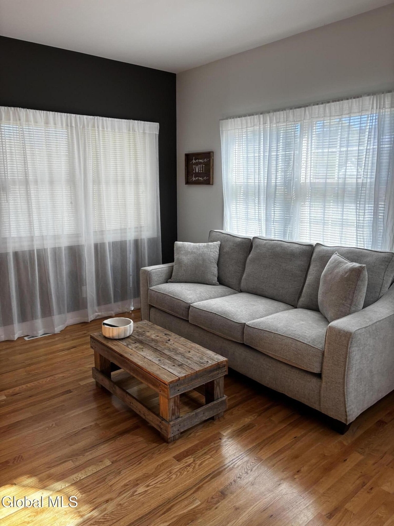 39 Doten Avenue - Photo 2