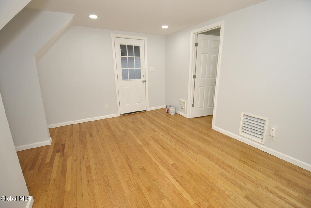 83 Osborne Road - Photo 4