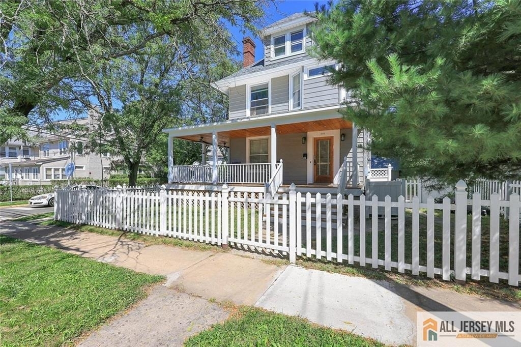 101 S 4th Avenue - Photo 2