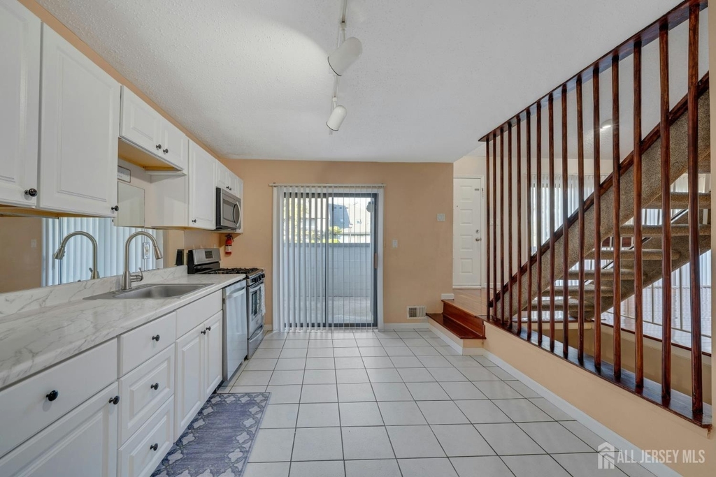 148 Linda Lane - Photo 12