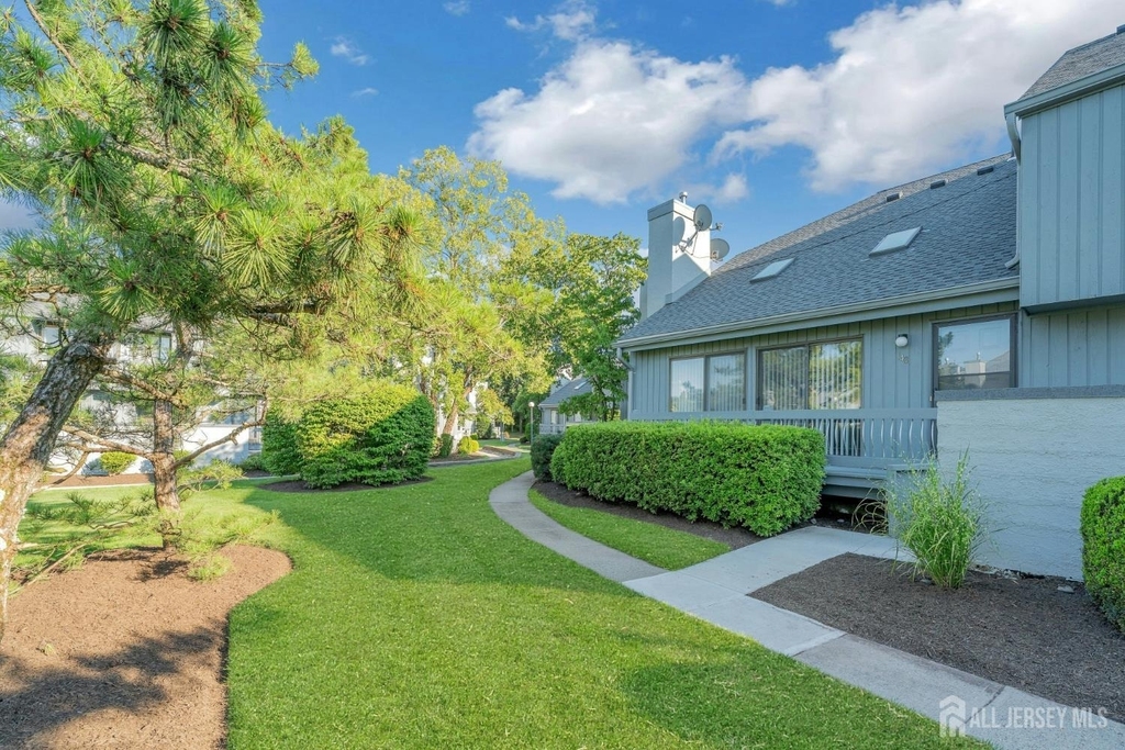 148 Linda Lane - Photo 1