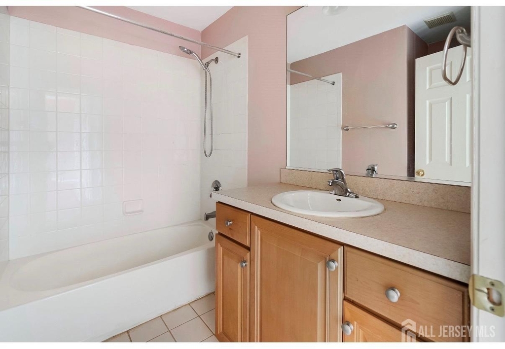 50 Wlodarczyk Place - Photo 17