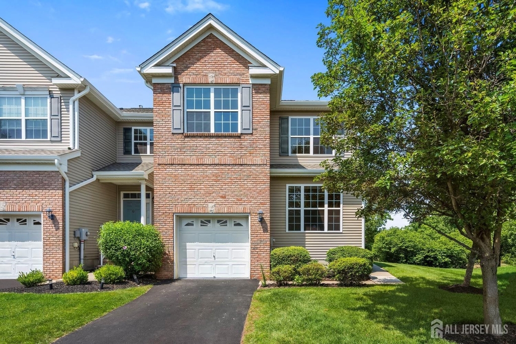 50 Wlodarczyk Place - Photo 1