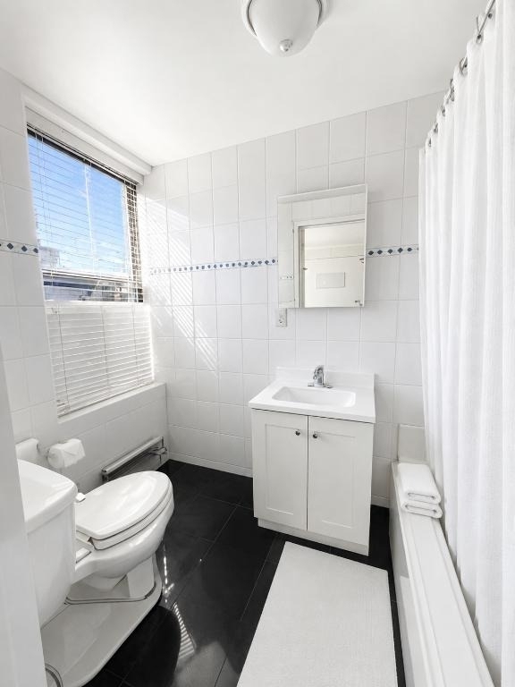 280 Riverside Drive - Photo 5