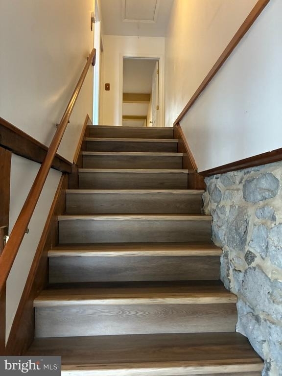16 Catalpa Court - Photo 9