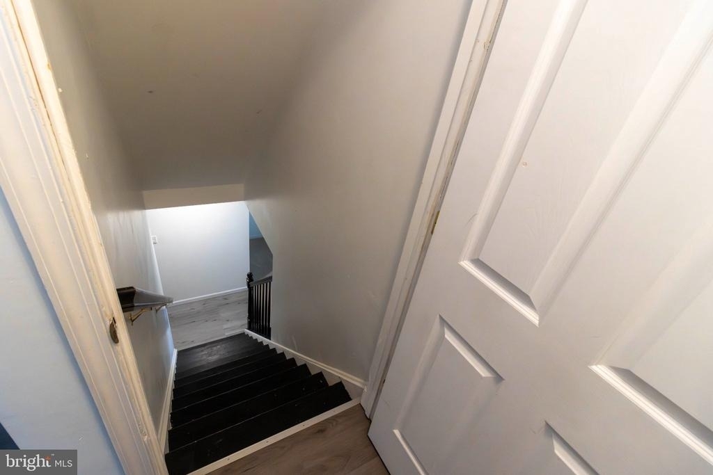 4 Fieldstone Court - Photo 1