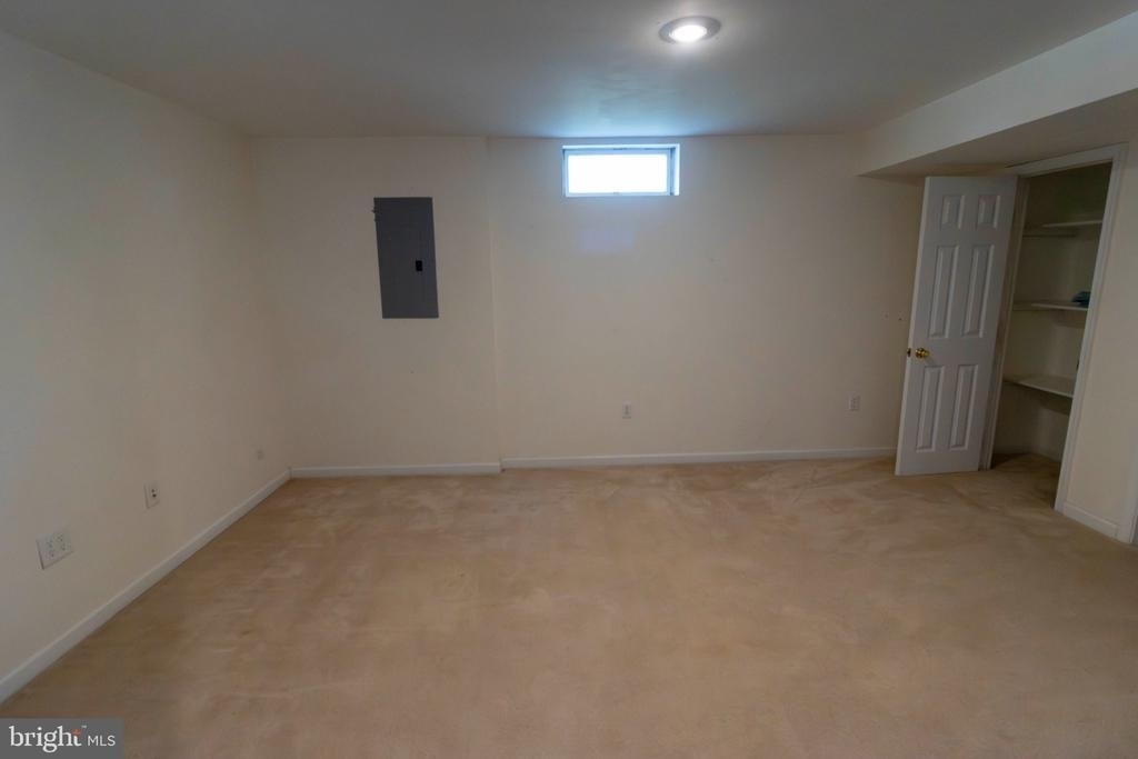 4 Fieldstone Court - Photo 3