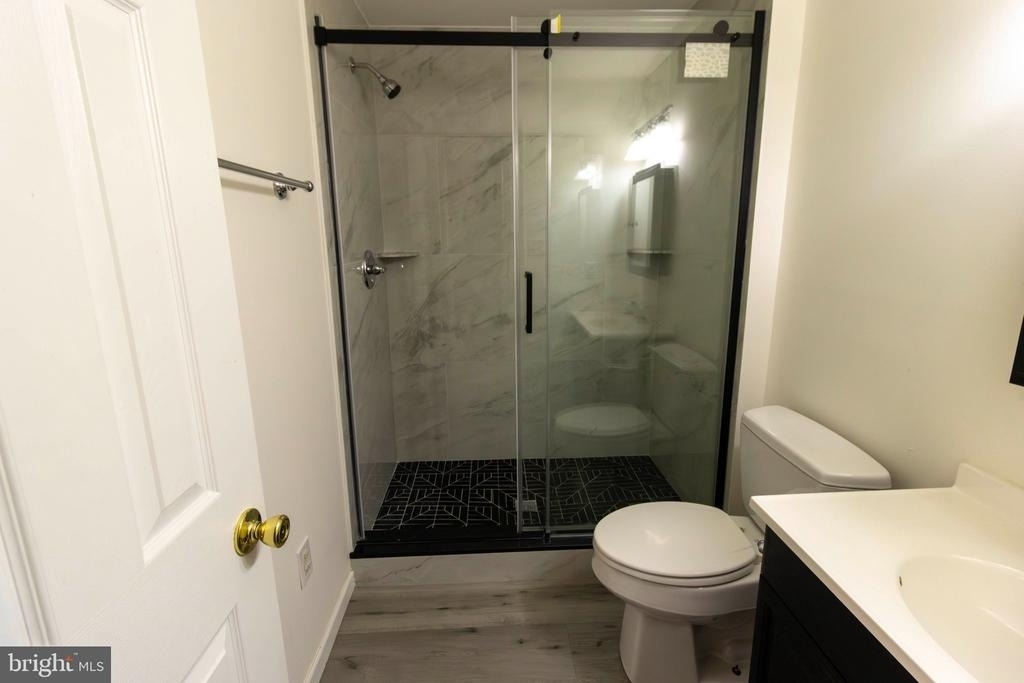 4 Fieldstone Court - Photo 8