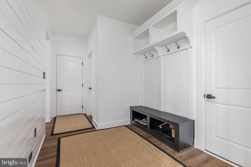 7082 Saint Hill Court - Photo 23