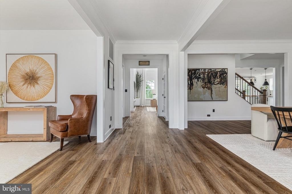 7082 Saint Hill Court - Photo 3