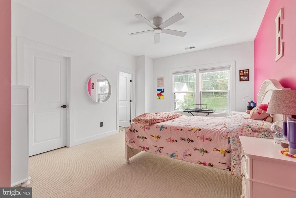 7082 Saint Hill Court - Photo 33