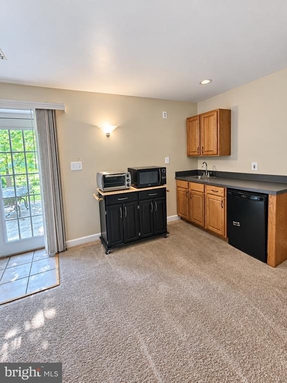 605 S Maple Avenue S - Photo 2