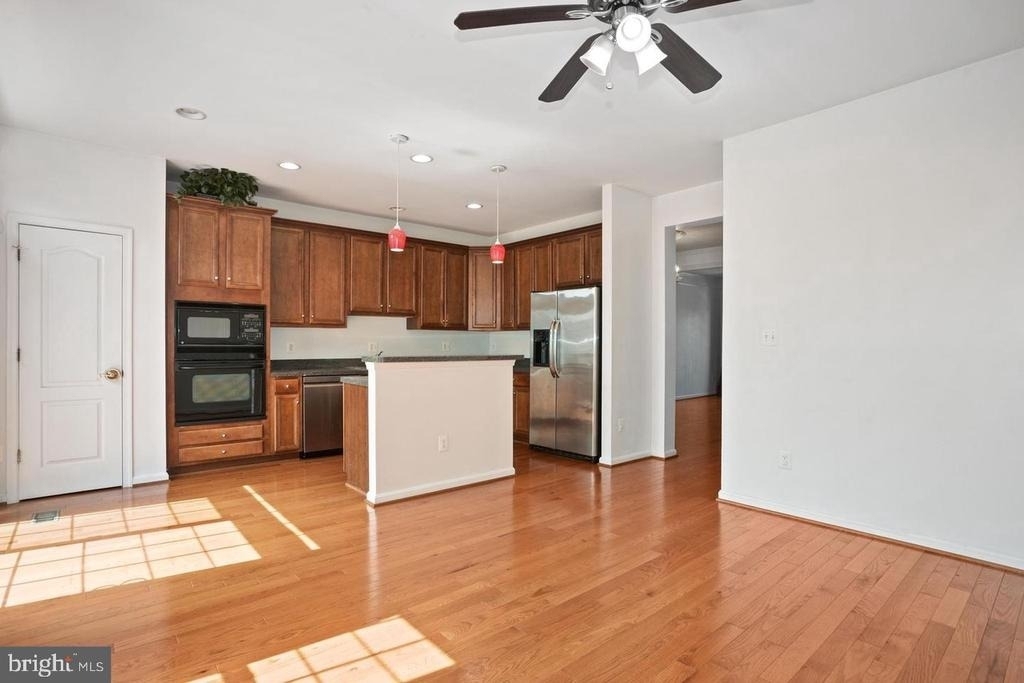 22052 Dilworth Square - Photo 8