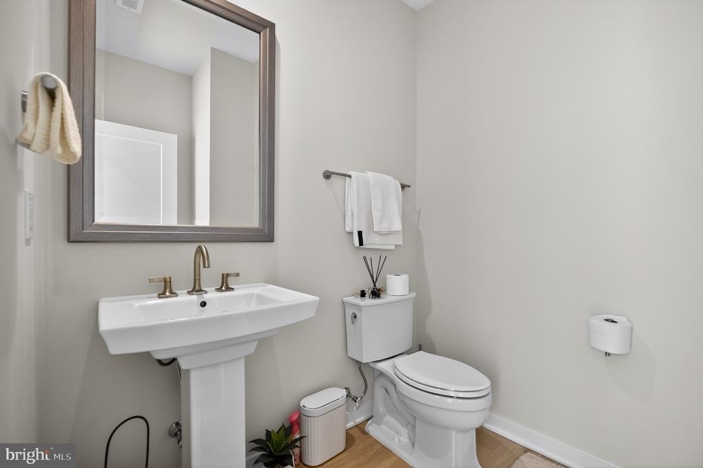 43498 Madison Springs Terrace - Photo 12