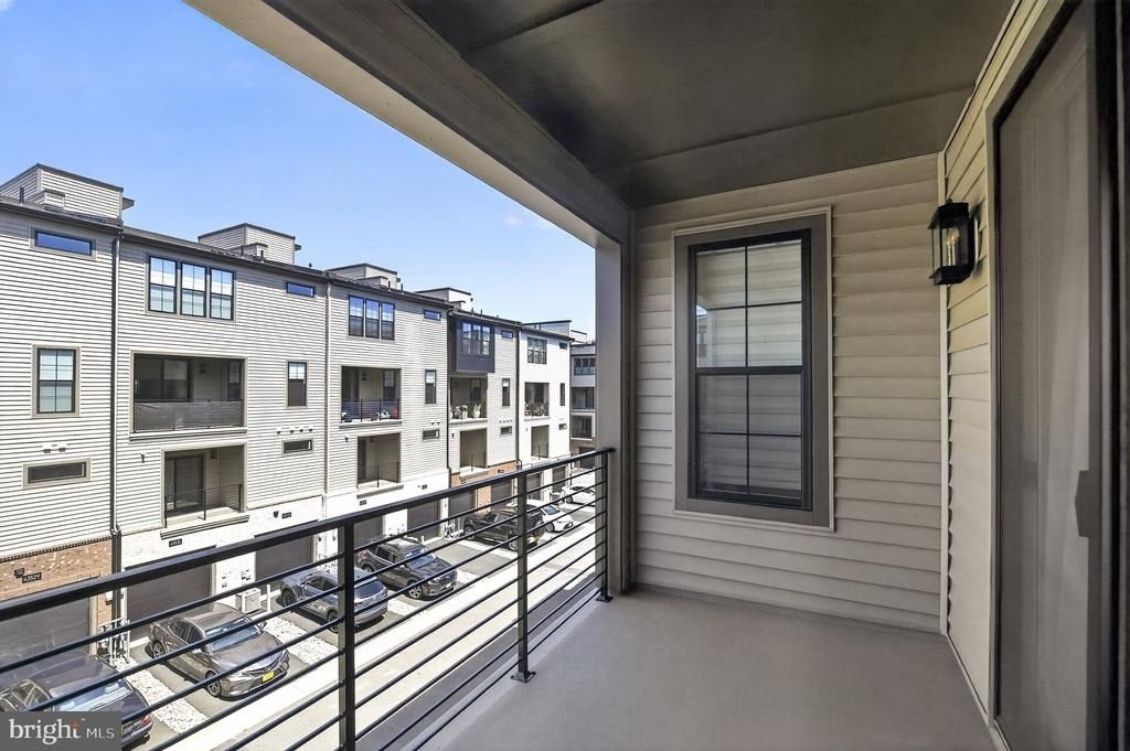 43498 Madison Springs Terrace - Photo 11